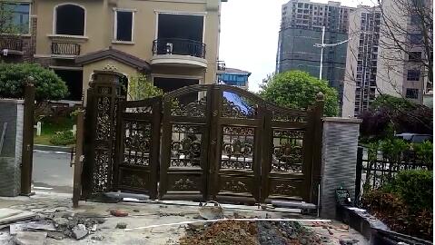 八字平开门小蝌蚪黄色网站